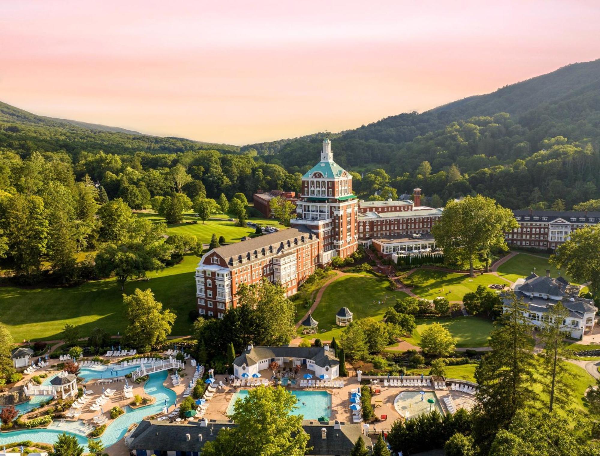 The Omni Homestead Resort & Spa Hot Springs Exteriör bild